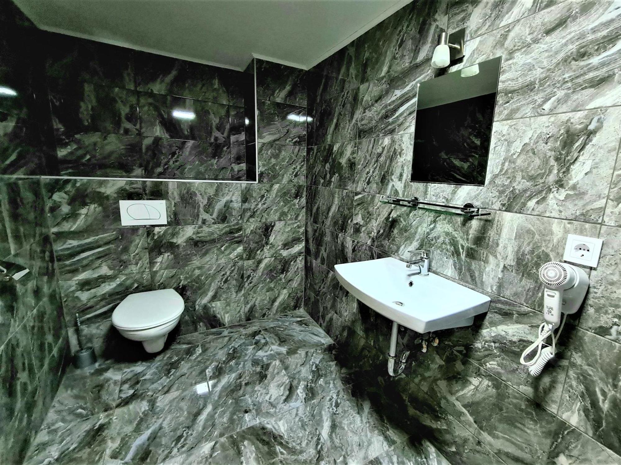 Anita Apartman ショプロン エクステリア 写真